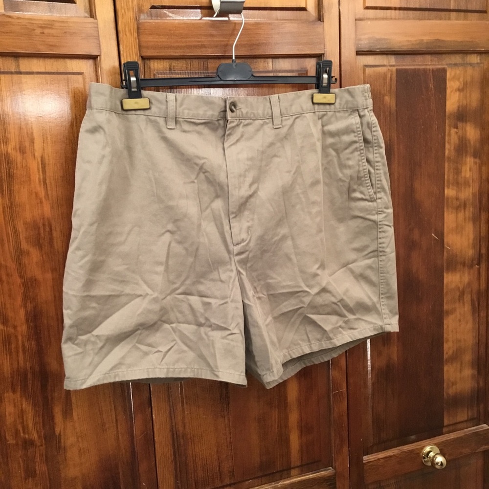 Man’s shorts